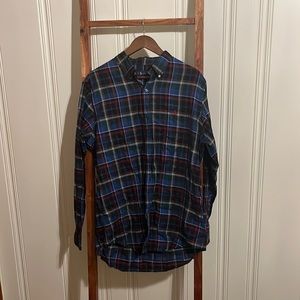 Long sleeve men’s Ralph Lauren shirt- like new!